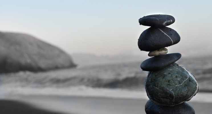stack of stones balancing